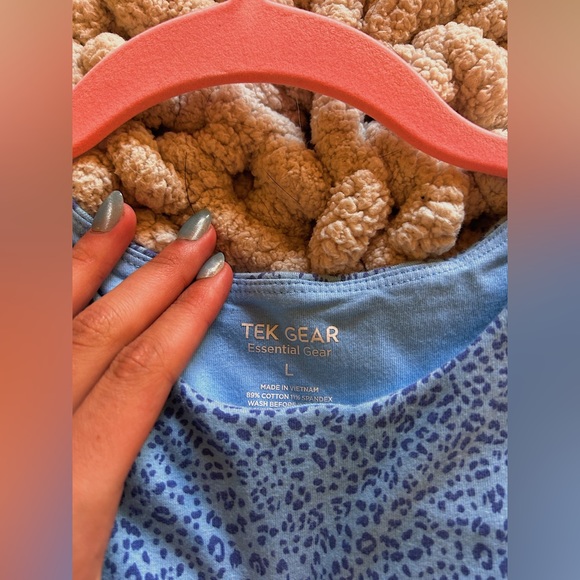 Workout Tank - Picture 2 of 2